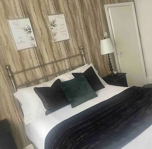 Cosy Modern One Bedroom Flat